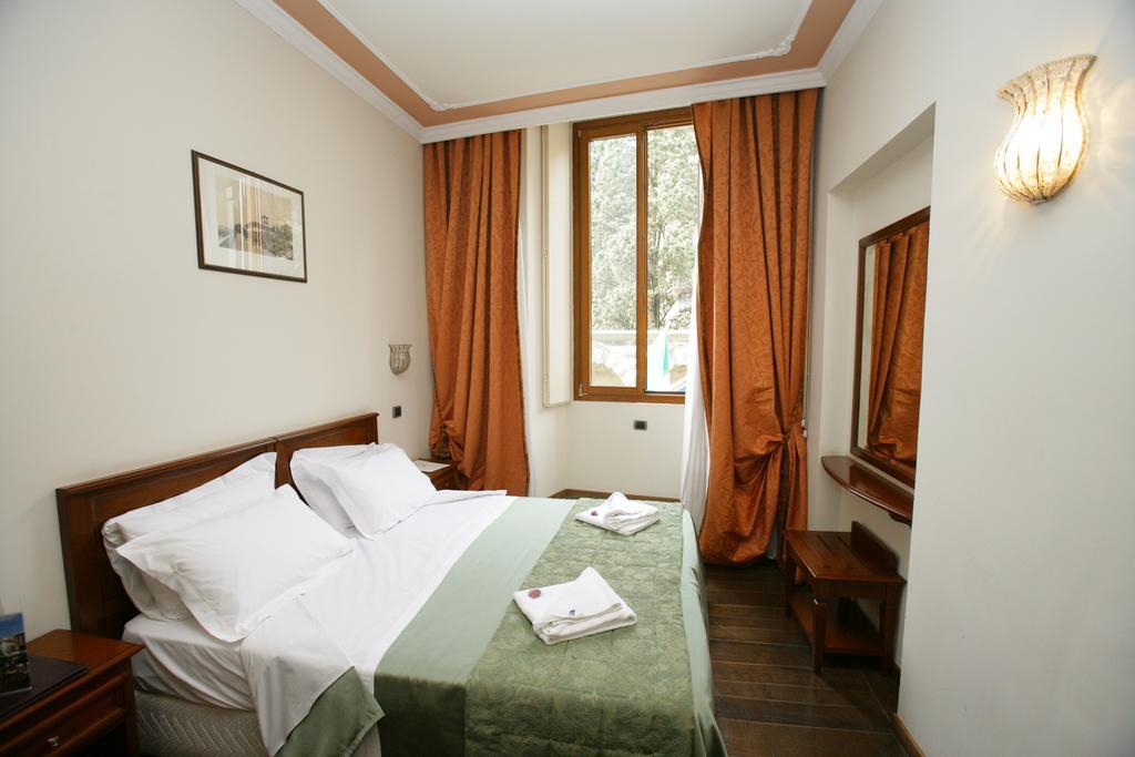 Domus Florentiae 4*