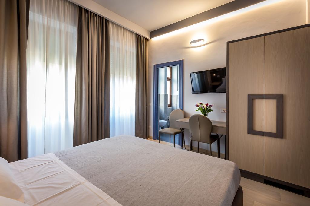 Blu Notte Gjestgiverier Firenze