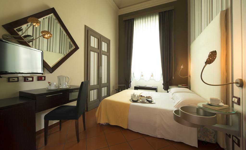 Hotel De La Pace, Sure Collection By Western Firenze