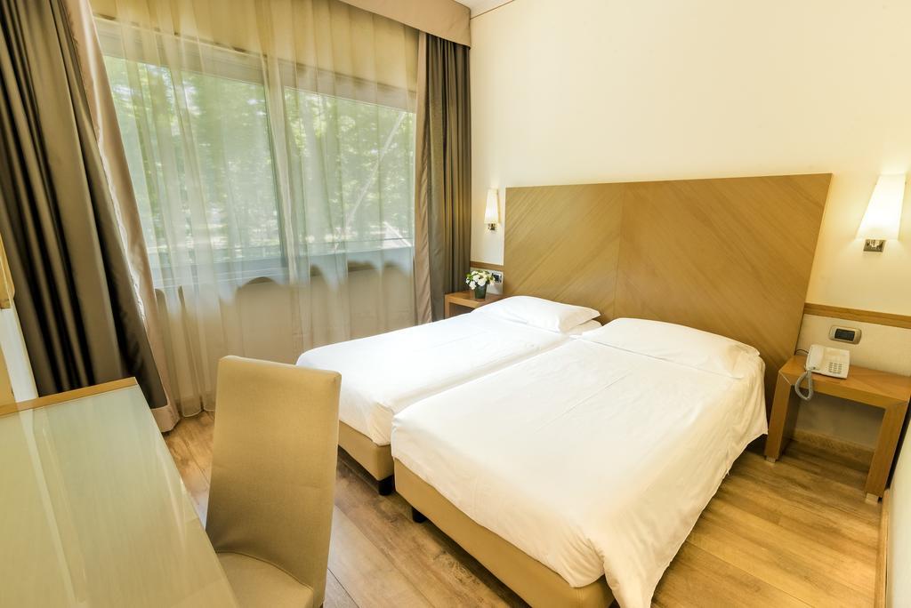 Fh55 Grand Mediterraneo Hotel 4*