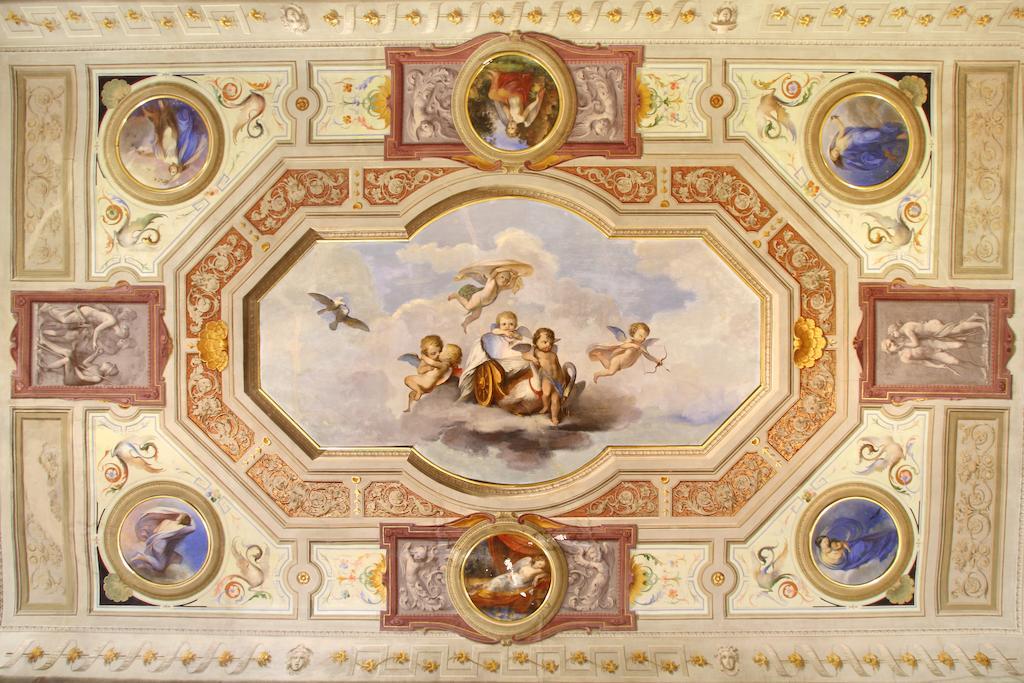 Palazzo Tolomei - Residenza D'epoca Couette-café
