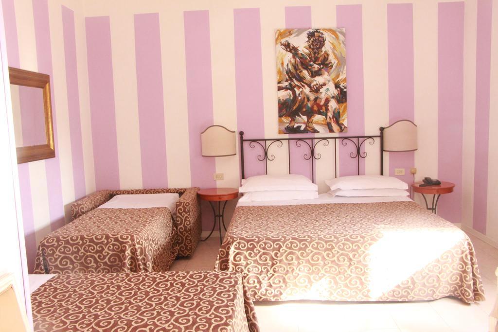 Alex Hotel