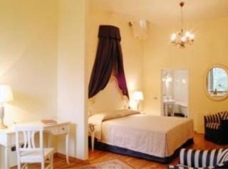 Michelangiolo Aparthotel Florença