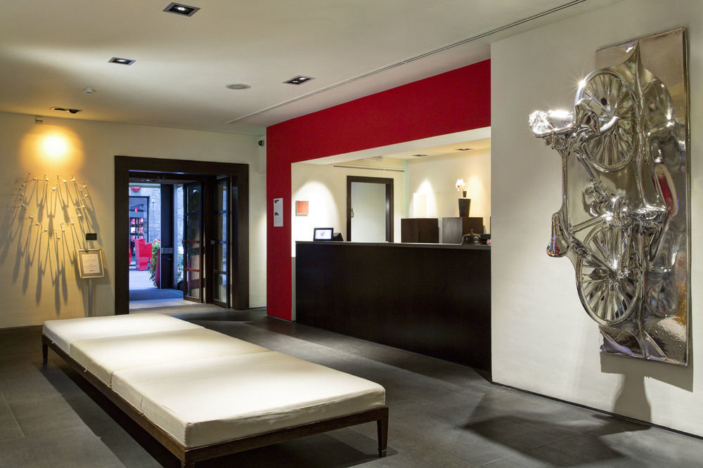 Gallery Art - Lungarno Collection Hotel