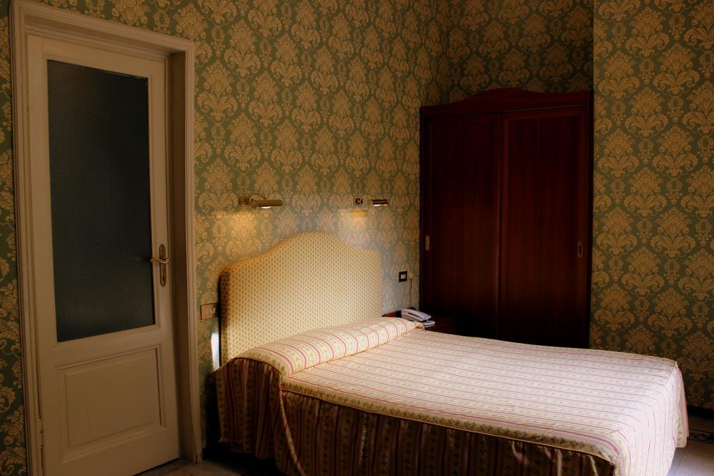 Beatrice 3* Florence