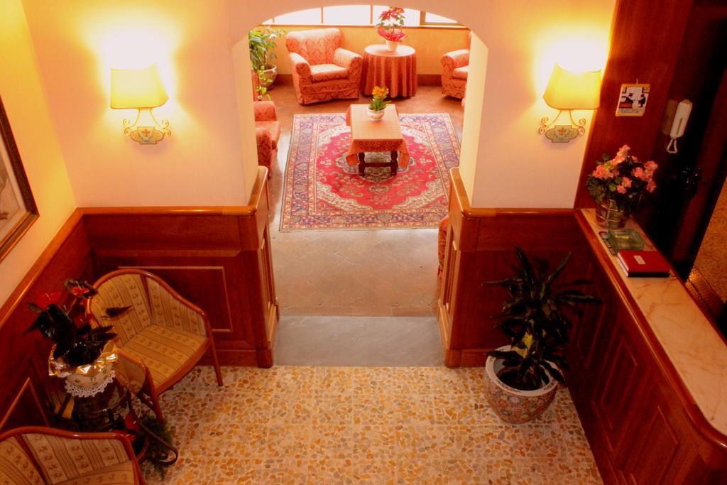 Beatrice Hotel