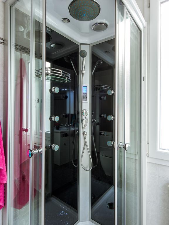 Stylisch Canacci 2 Bedroom Appartement *