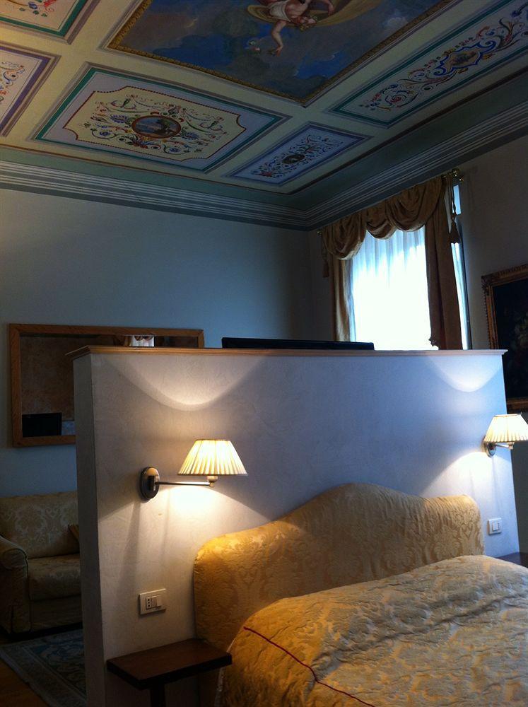 Aparthotel Tornabuoni La Petite 4*