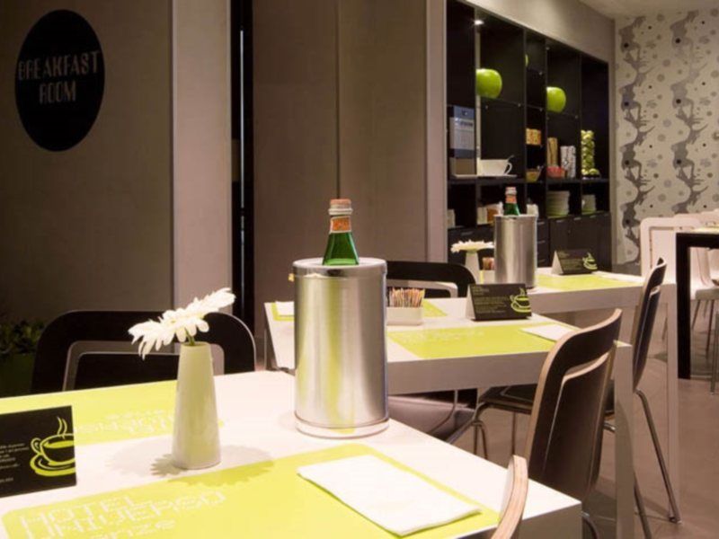 Hotel Universo 3*