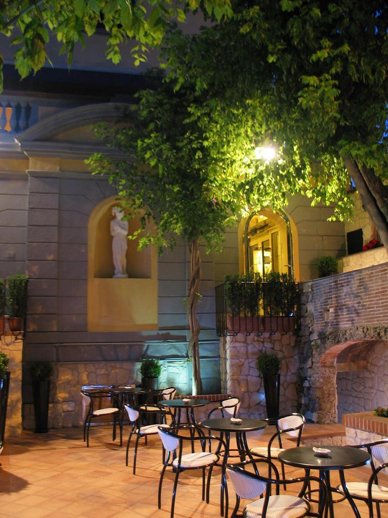 Lido Hotel 3*