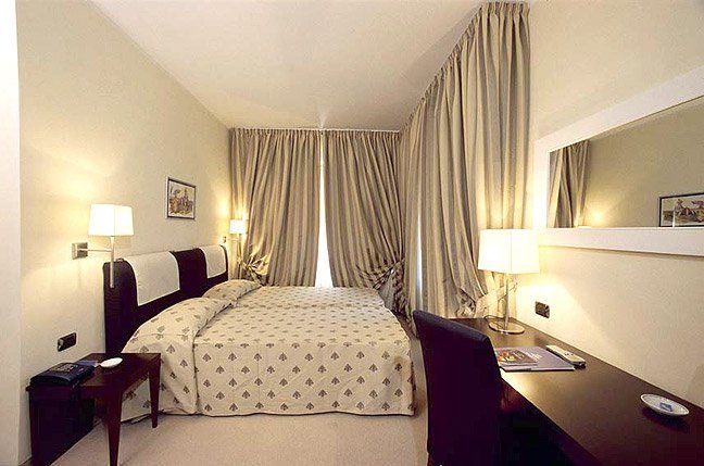 Airport Hotell 4*