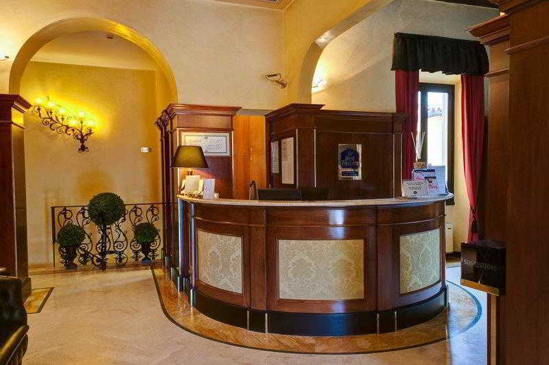 Hotel Lhp River &