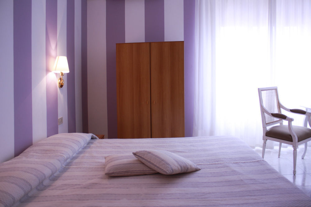 Alex Hotel