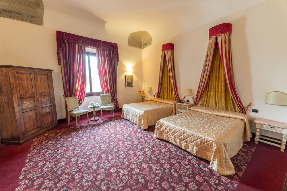 Paris Hotel