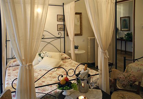 1900 Artevita Couette-café Florence