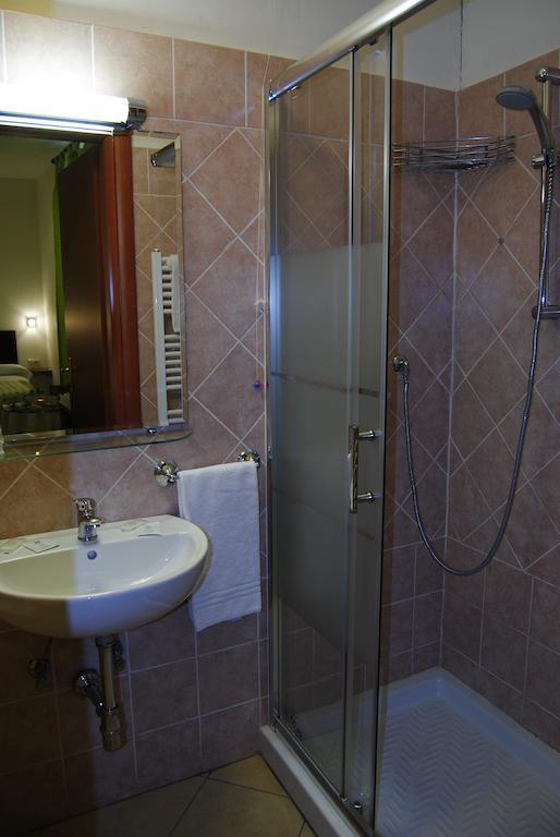 Adelaide House Gjestgiverier 2*