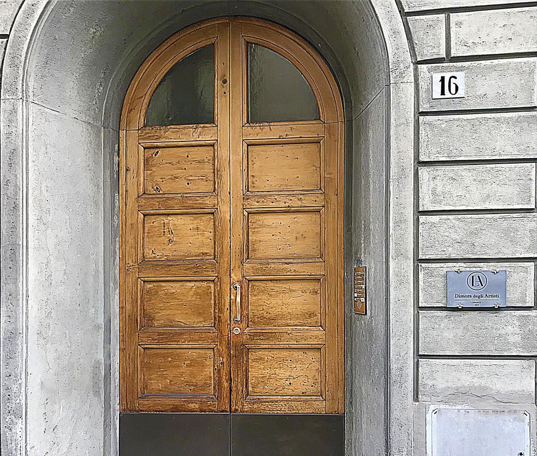 Dimora Degli Artisti - Charm Guest house
