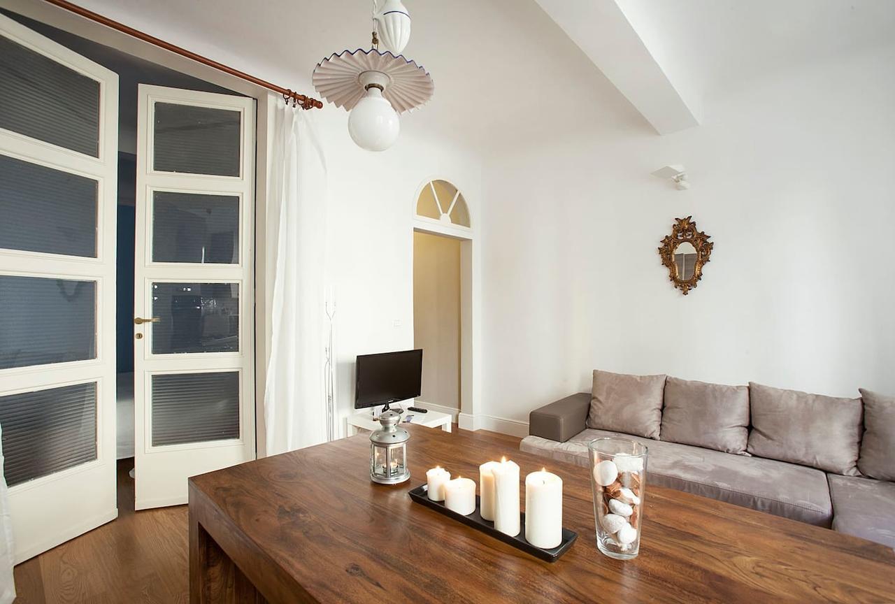 Carmine Apartment *