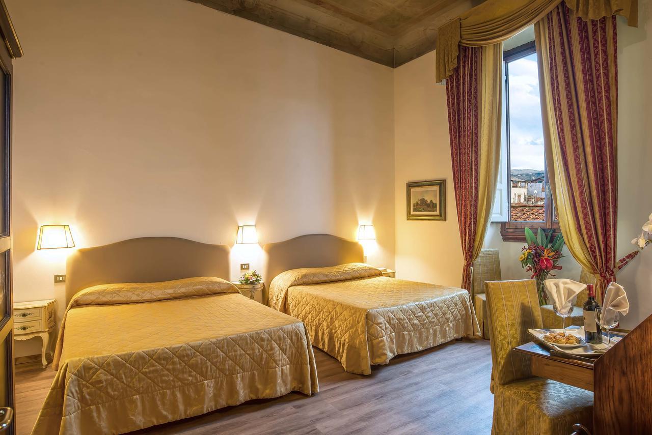 Hotel Paris 3*