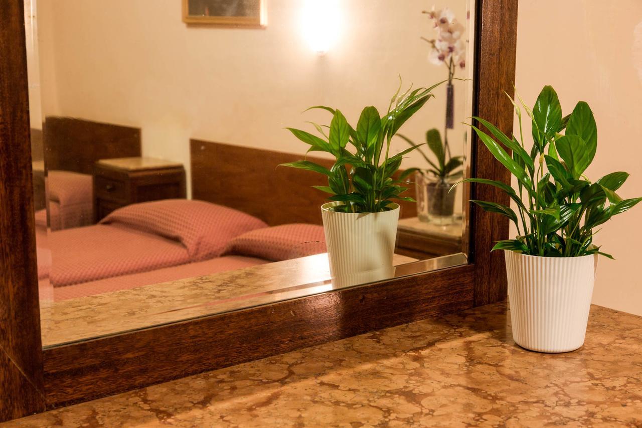 Casa Santo Nome Di Gesu Hotel Florence