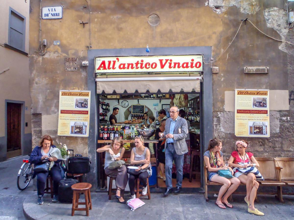 Apartment Locazione Turistica Osteria Del Guanto *
