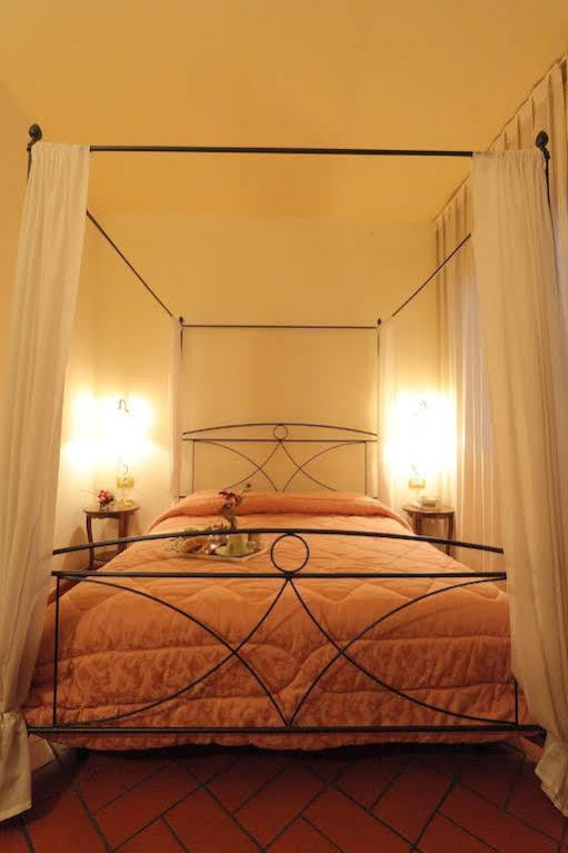 Antica Posta Couette-café 3*