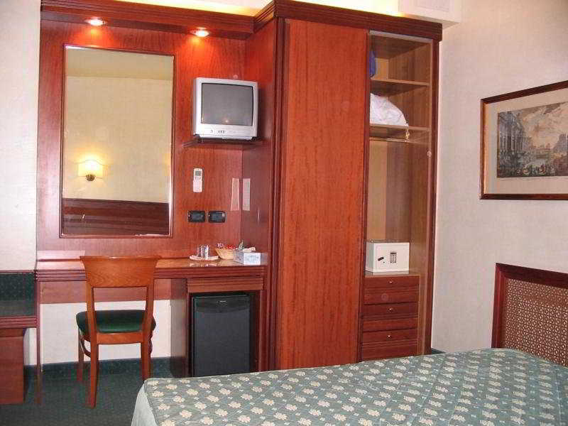 Arcadia 3*