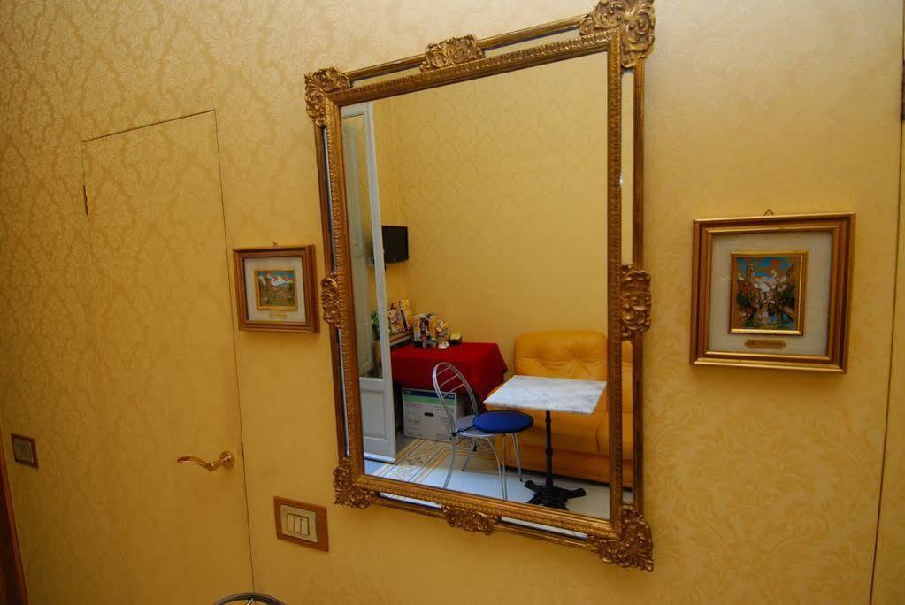 Bed & Breakfast Cavour10 2*