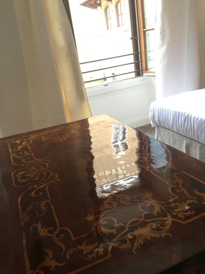 Kf Deluxe Bed & Breakfast