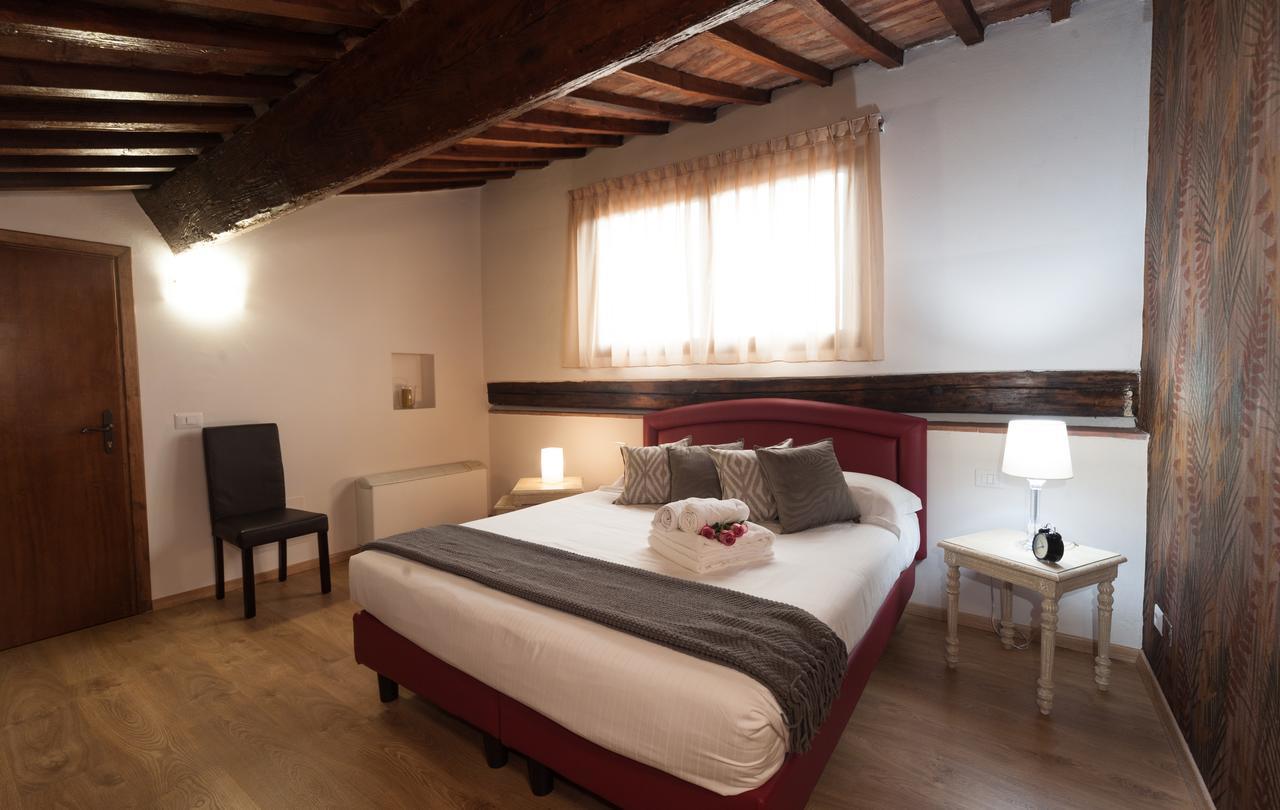 La Porta Del Paradiso Bed & Breakfast 3*