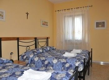 Casa D.secchiaroli - Casa Per Ferie 2*