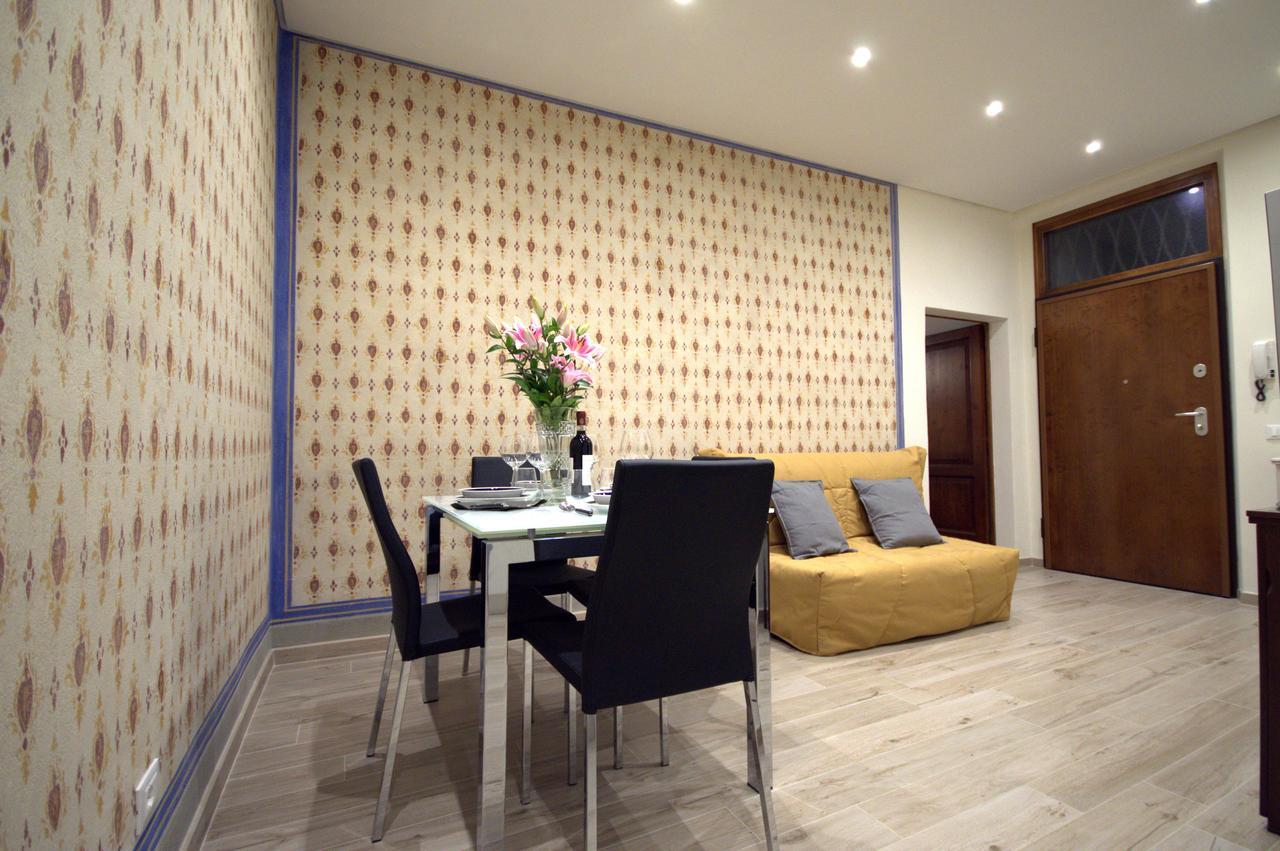 City Centre Apartment *