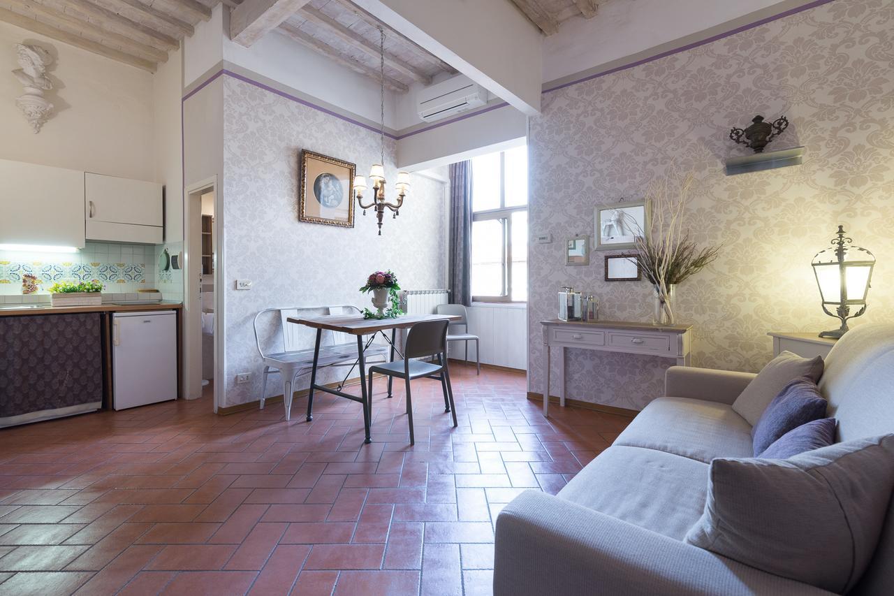City Centre Apartment *