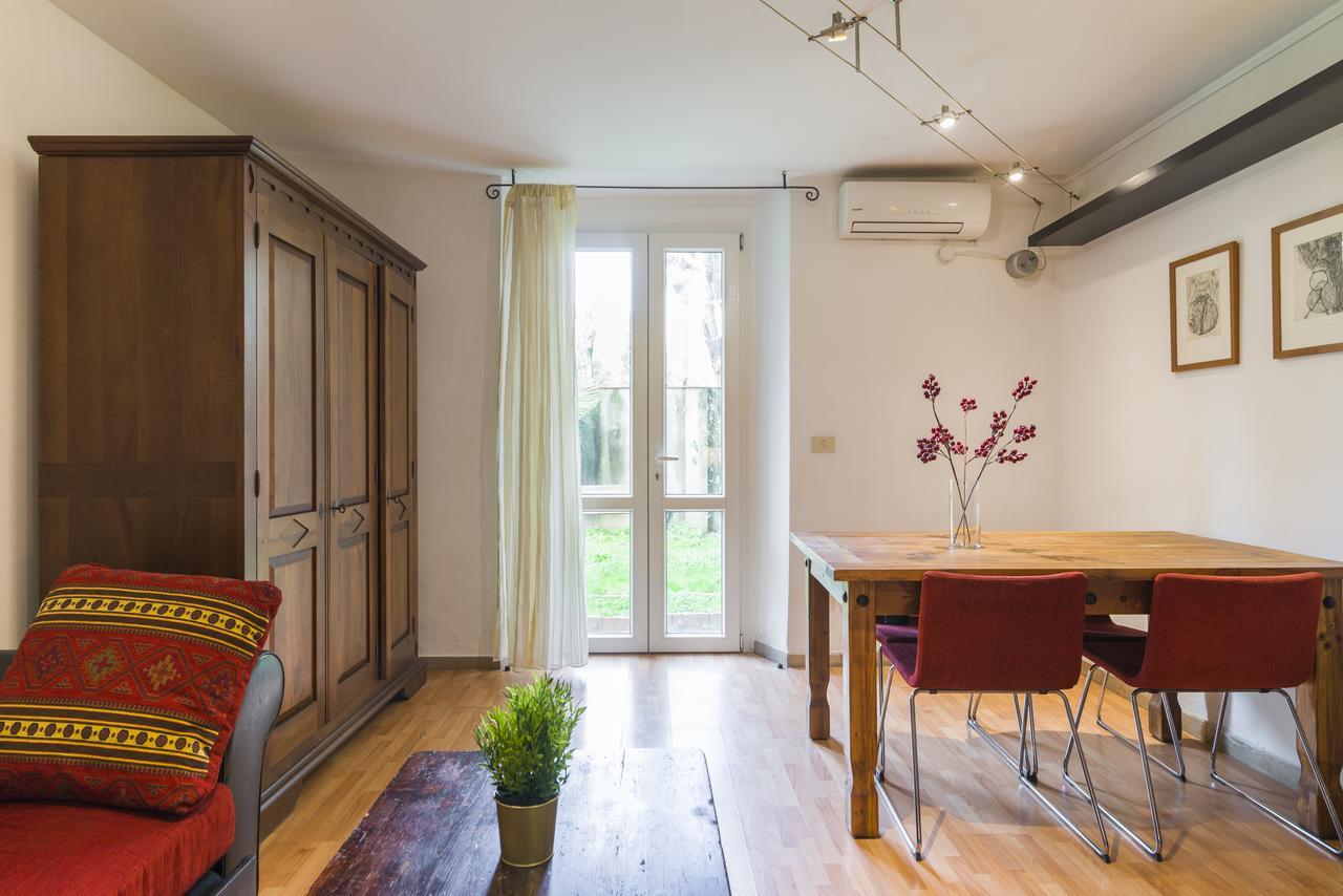 Nelson Mandela Forum Flat Florence