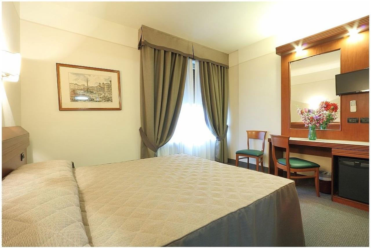 Arcadia Hotel 3*