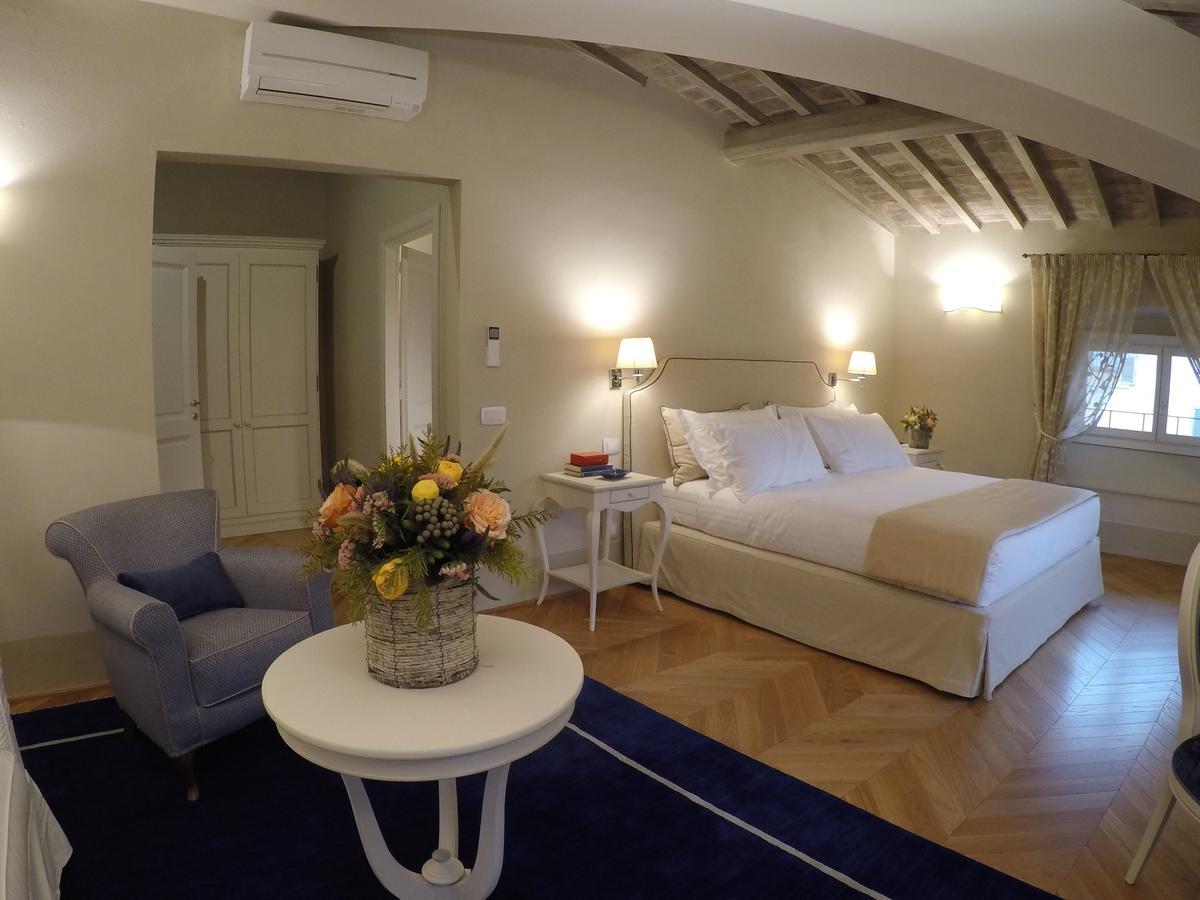 Bed & Breakfast Palazzo Della Stufa Residenza D'epoca Firenze