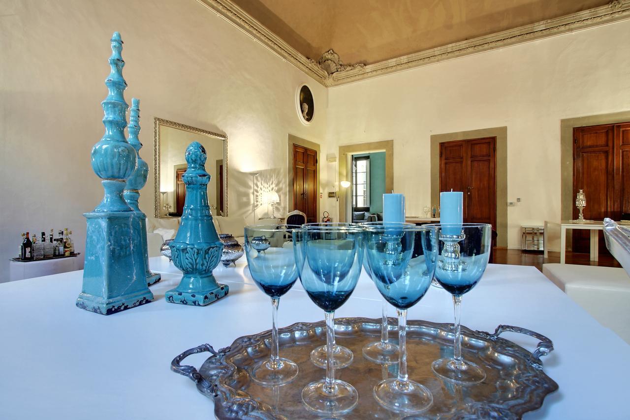 Couette-café Palazzo Tolomei - Residenza D'epoca 3*