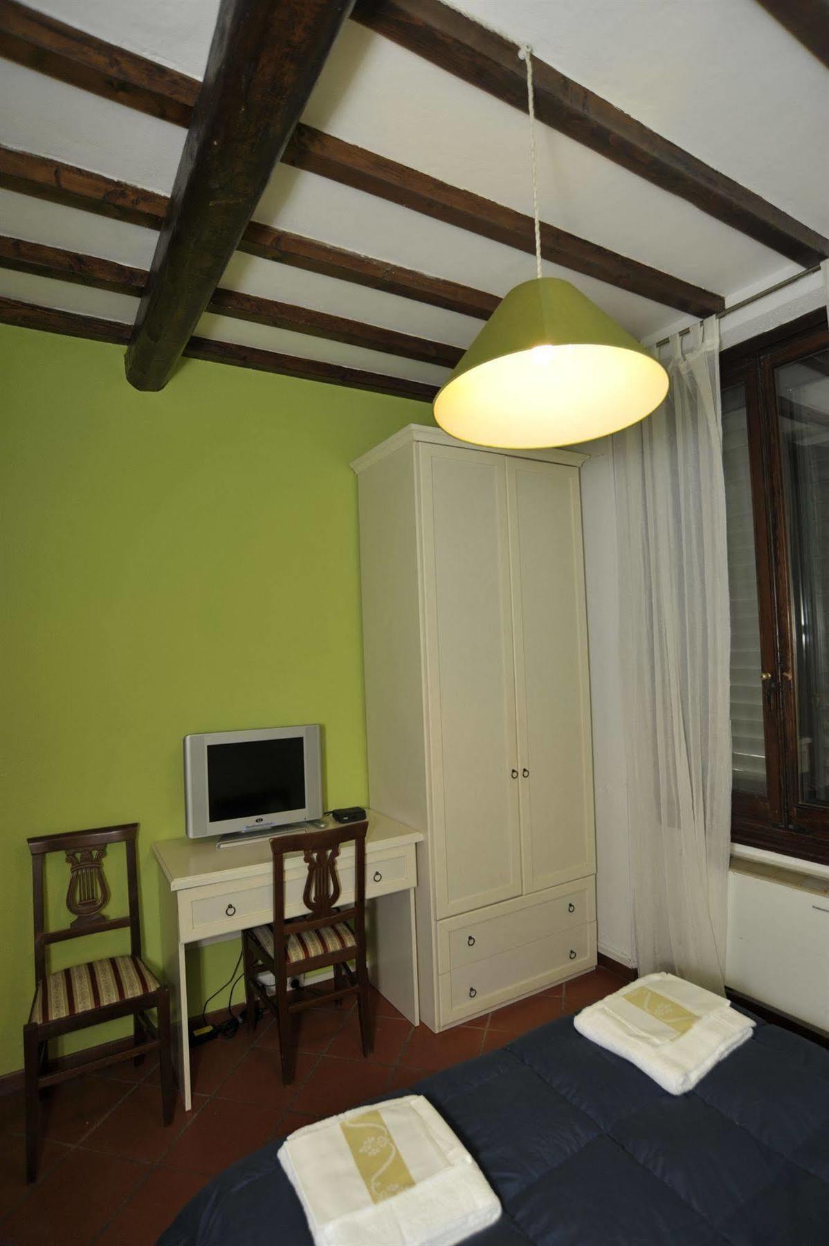Laura - Hotell Firenze