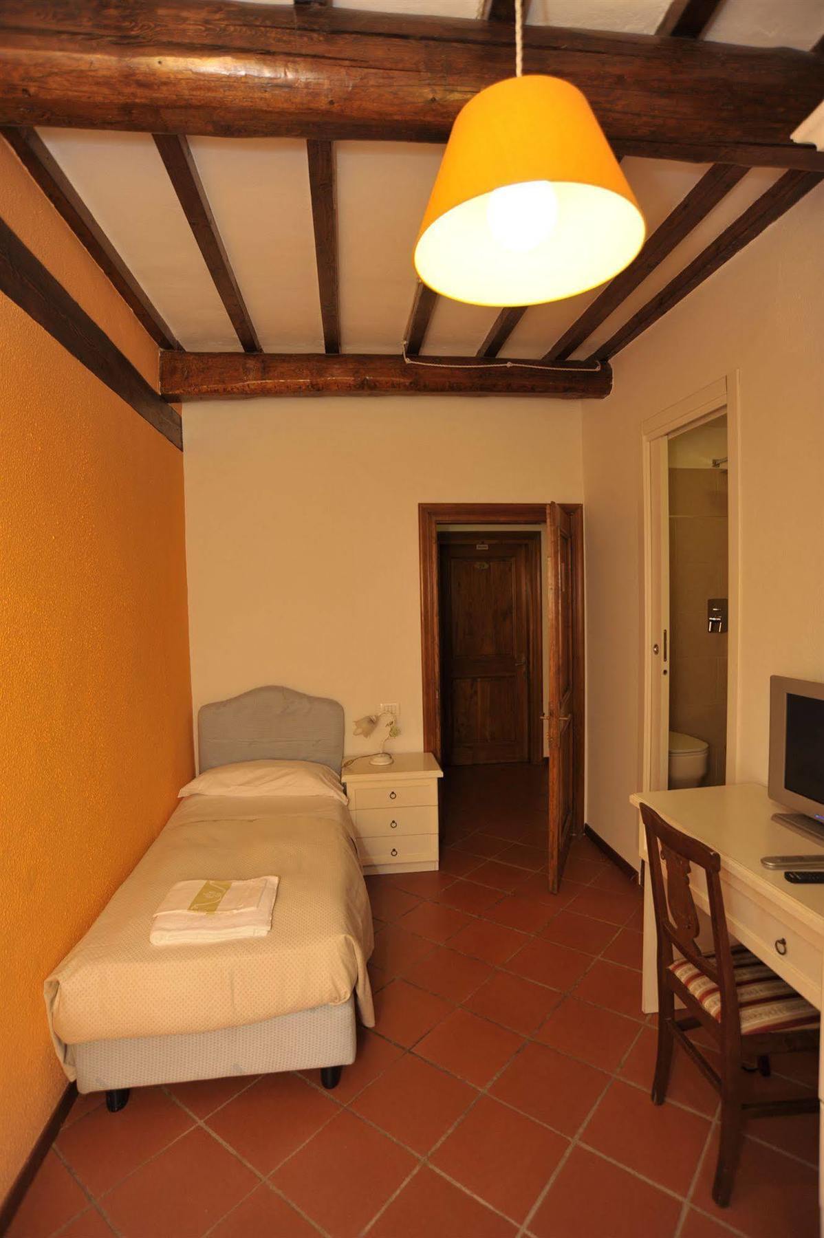 Laura - Hotell Firenze