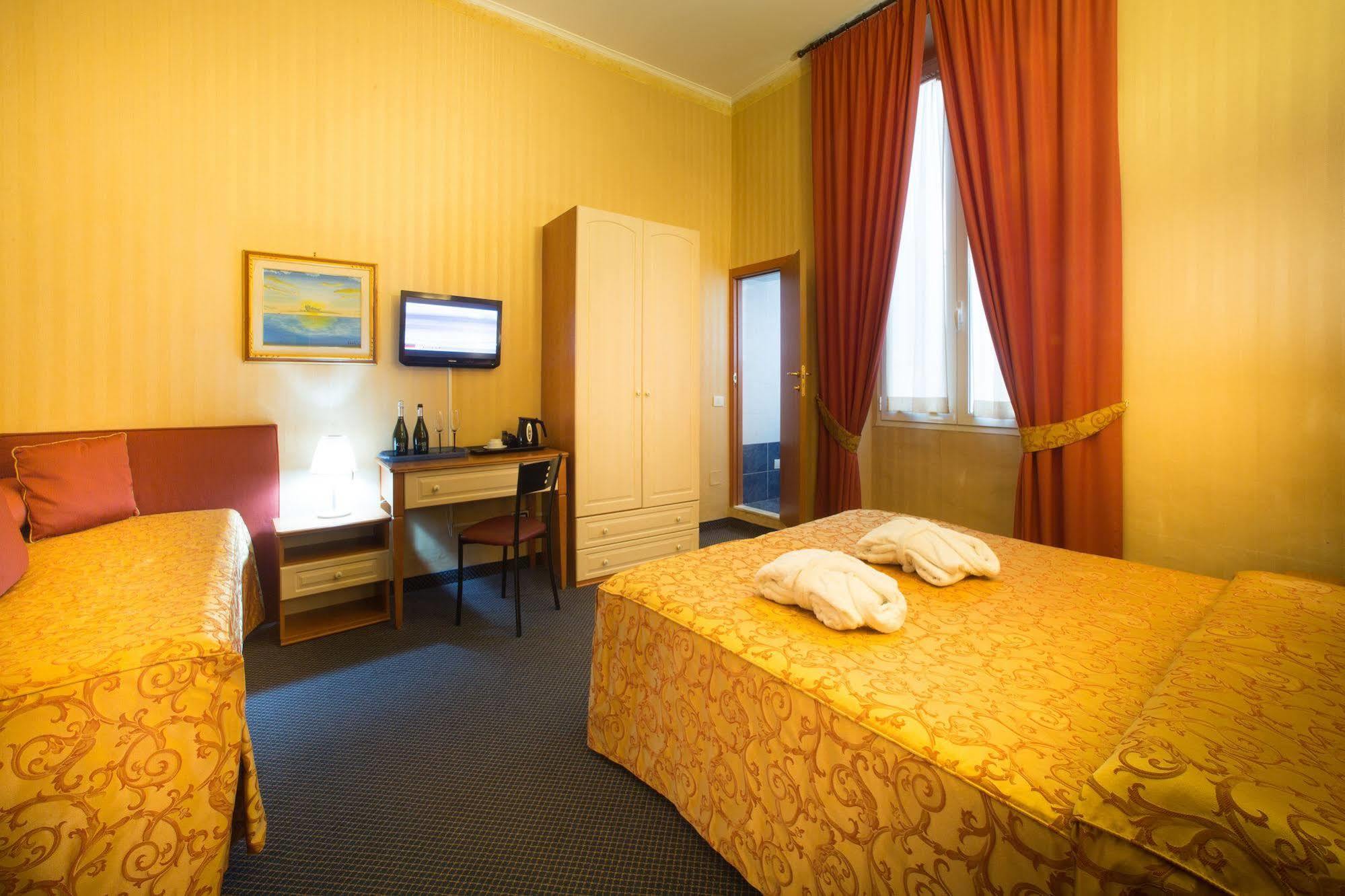 Montreal Hotel