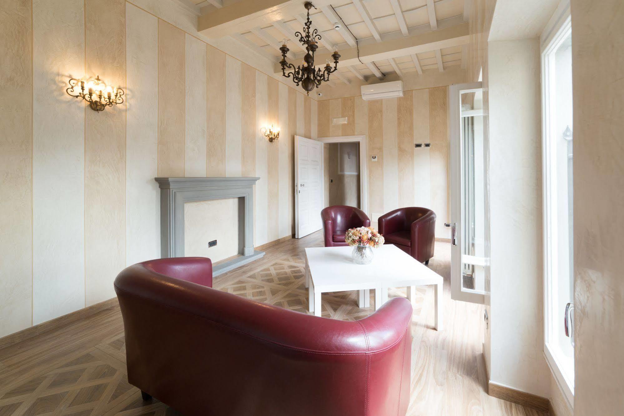 Hotell California Firenze