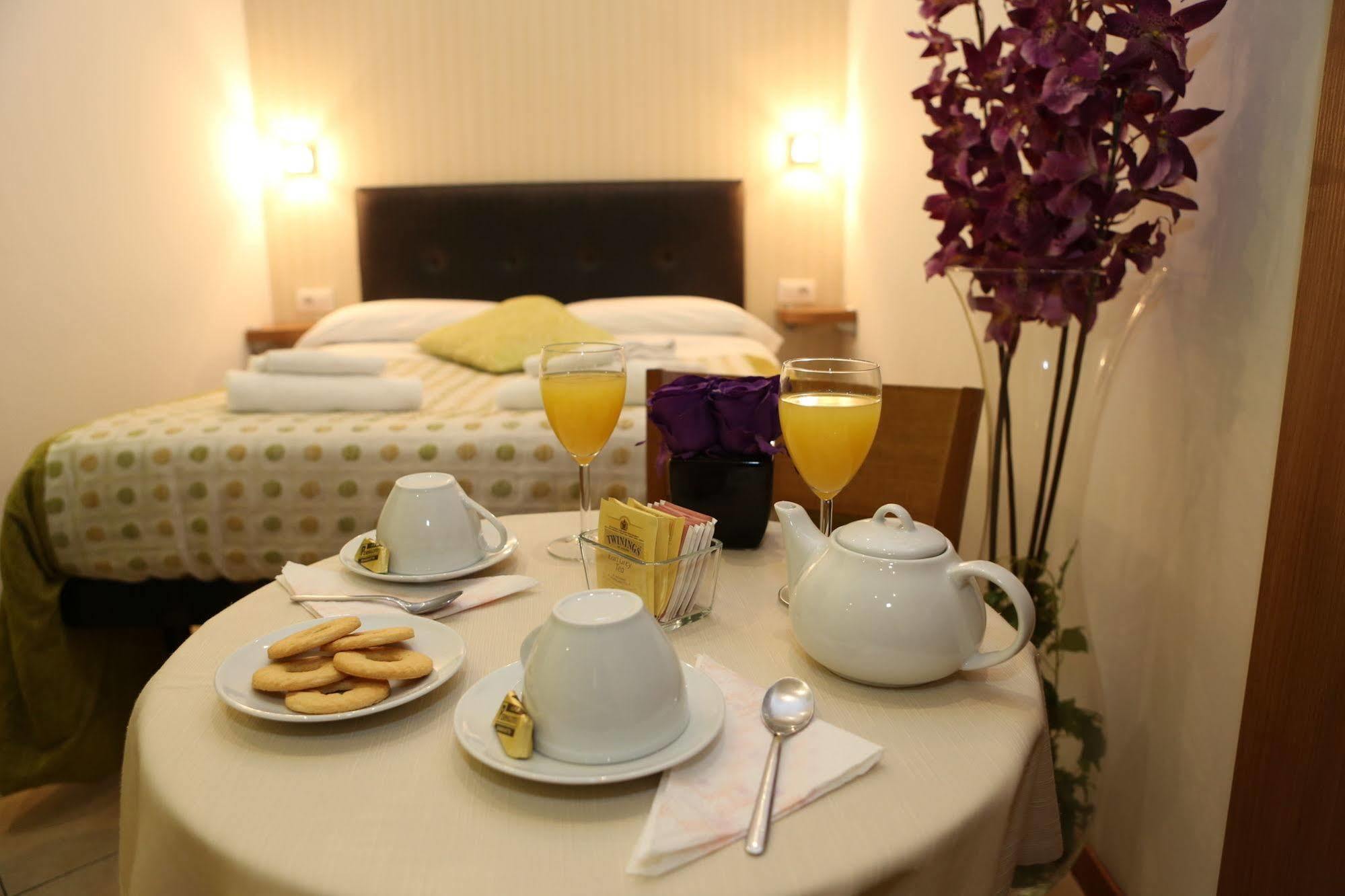 Gjestgiverier Adelaide House Firenze