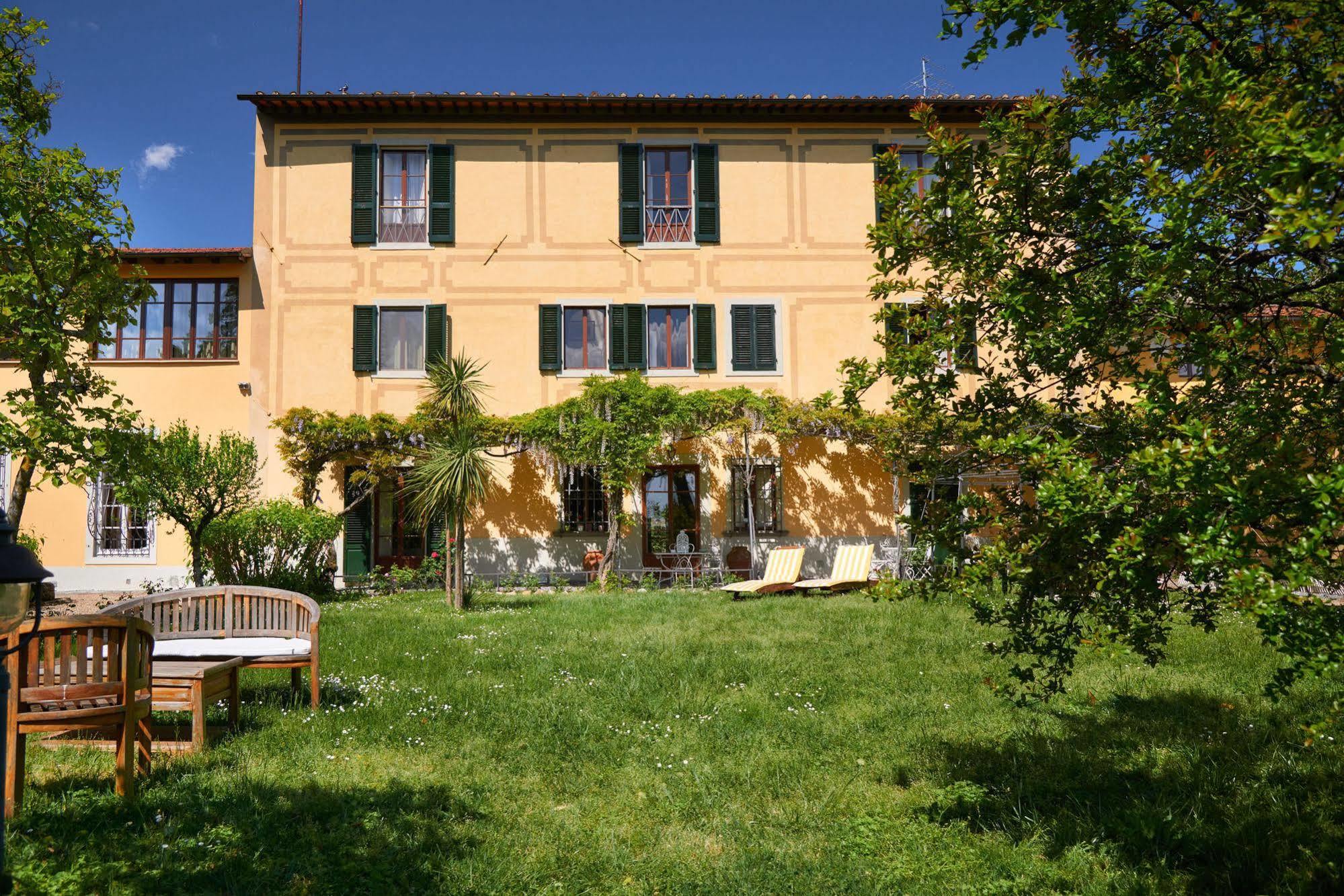 Couette-café Ape Rosa Relais