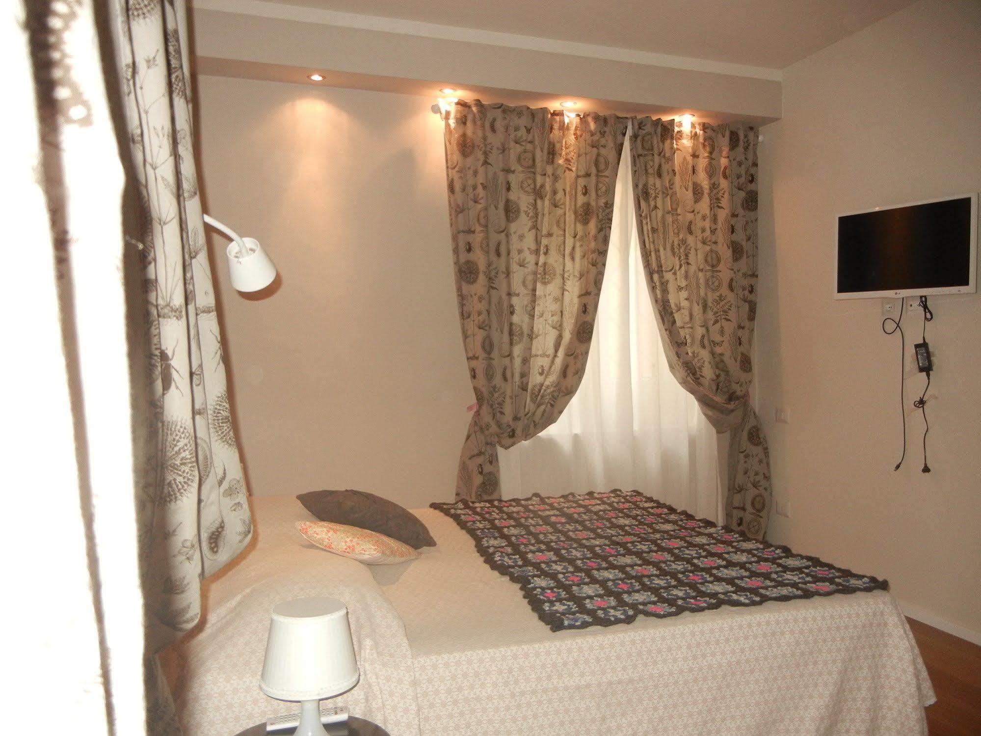 Couette-café Ape Rosa Relais