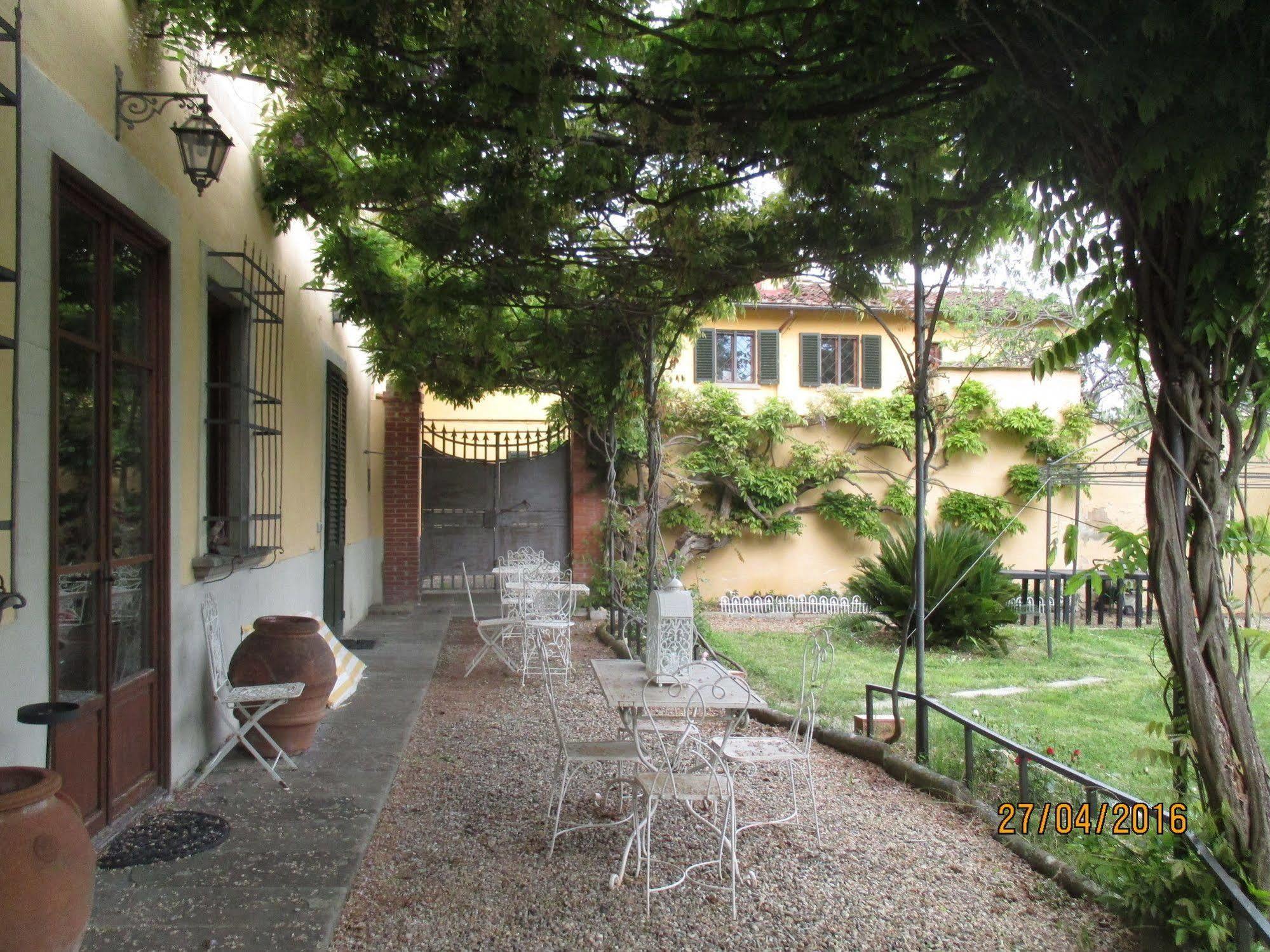 Ape Rosa Relais Firenze
