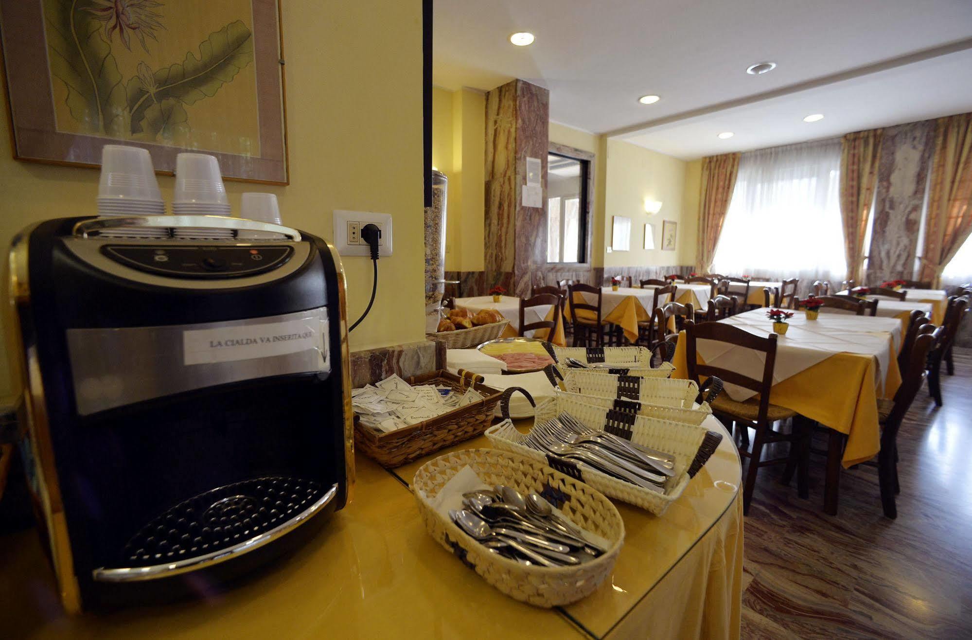 Corolle Hotel 3*