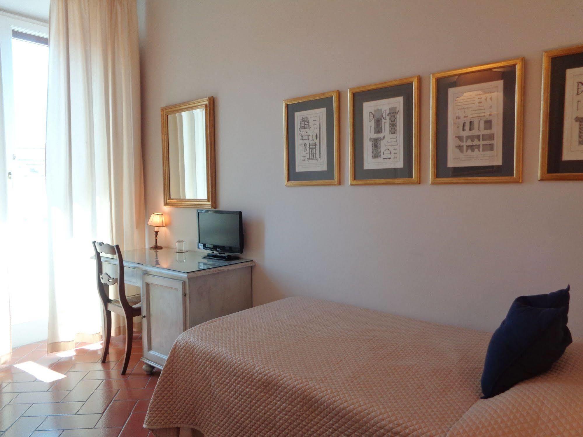 Relais Cavalcanti Affittacamere Firenze