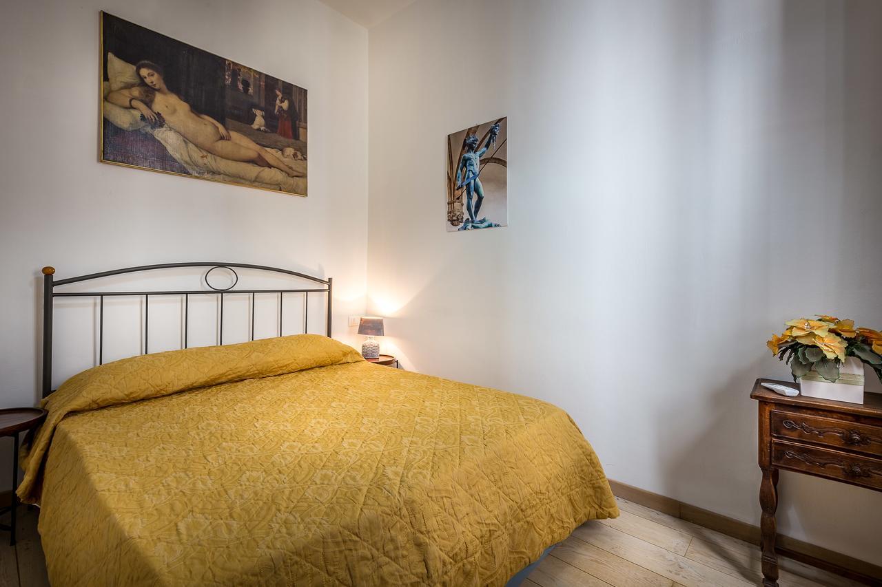 Via Dei Servi * Firenze