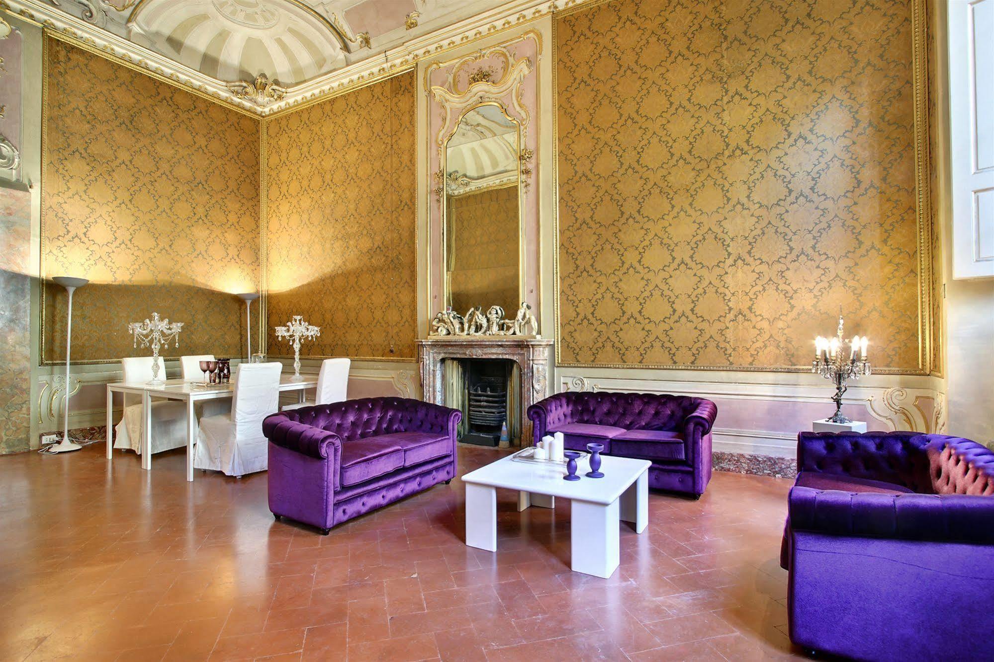 Palazzo Tolomei - Residenza D'epoca Couette-café