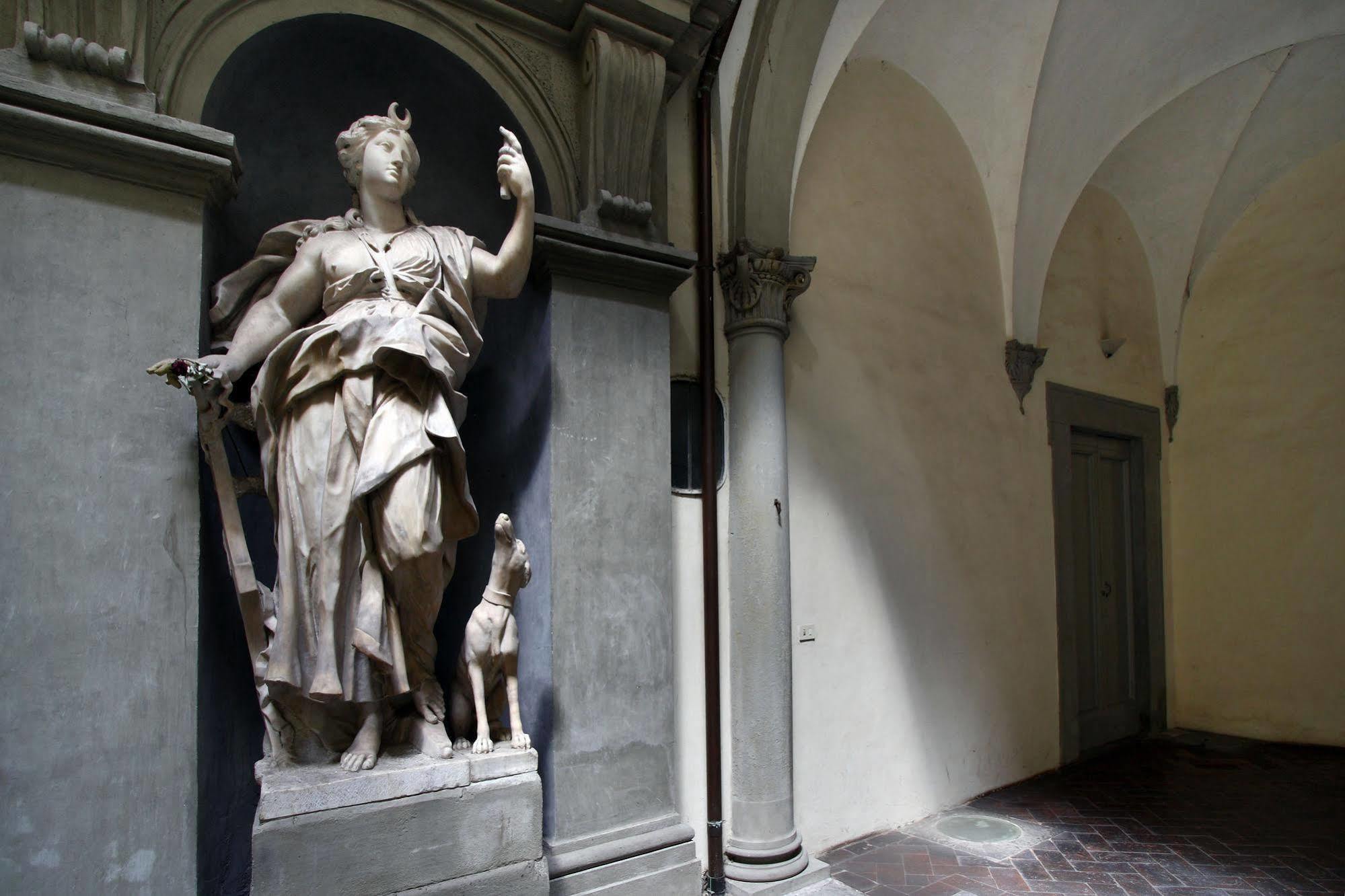 Palazzo Tolomei - Residenza D'epoca Couette-café